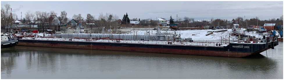 Внешний вид. Резервуары (танки) стальные прямоугольные несамоходного наливного судна 