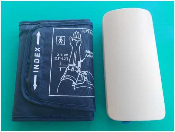 Внешний вид. Приборы для измерений артериального давления и частоты пульса цифровые с управлением посредством мобильного устройства, http://oei-analitika.ru рисунок № 1